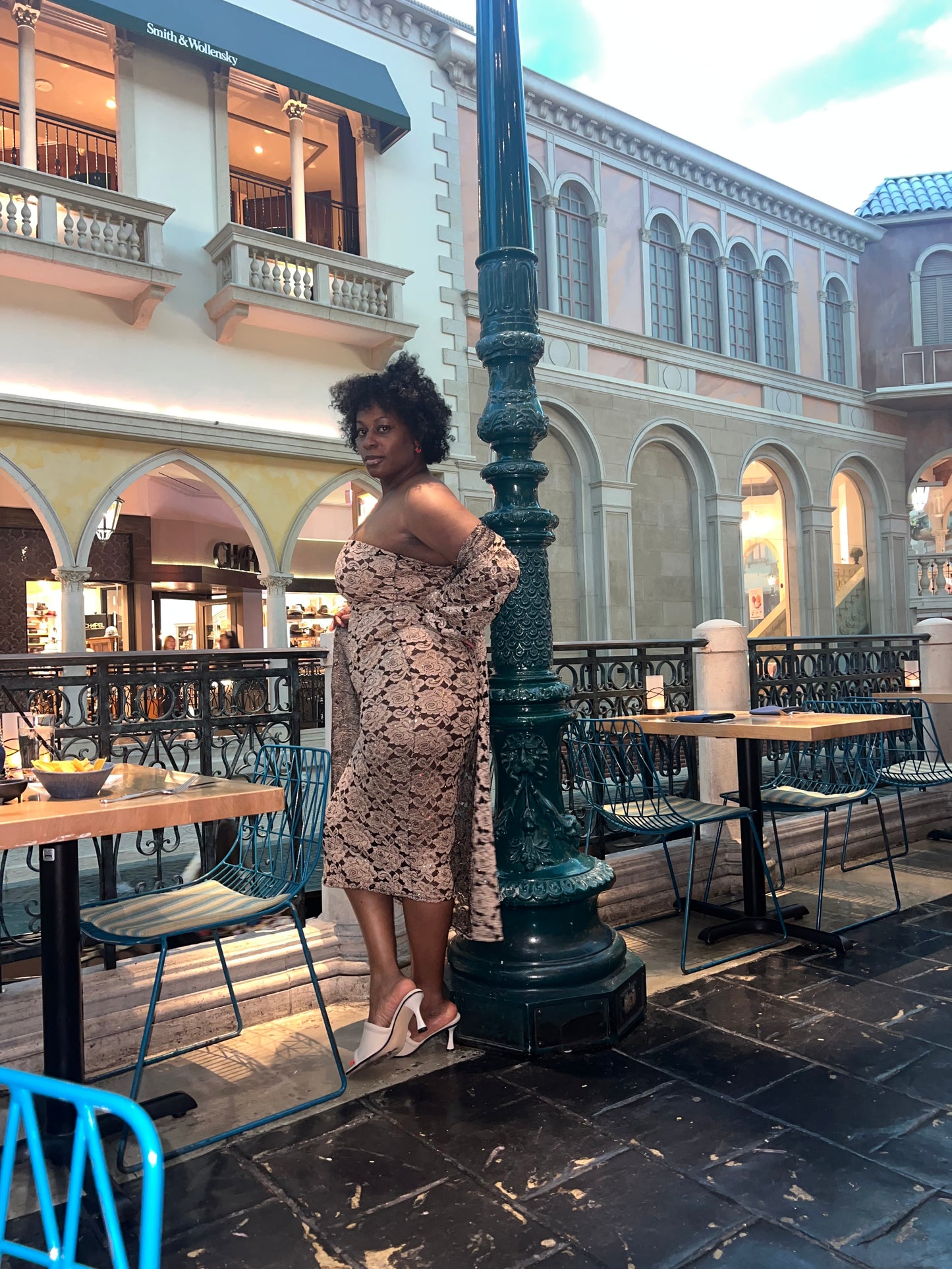 Rosé Gold Luxe Lace Set – Strapless Dress & Duster Combo