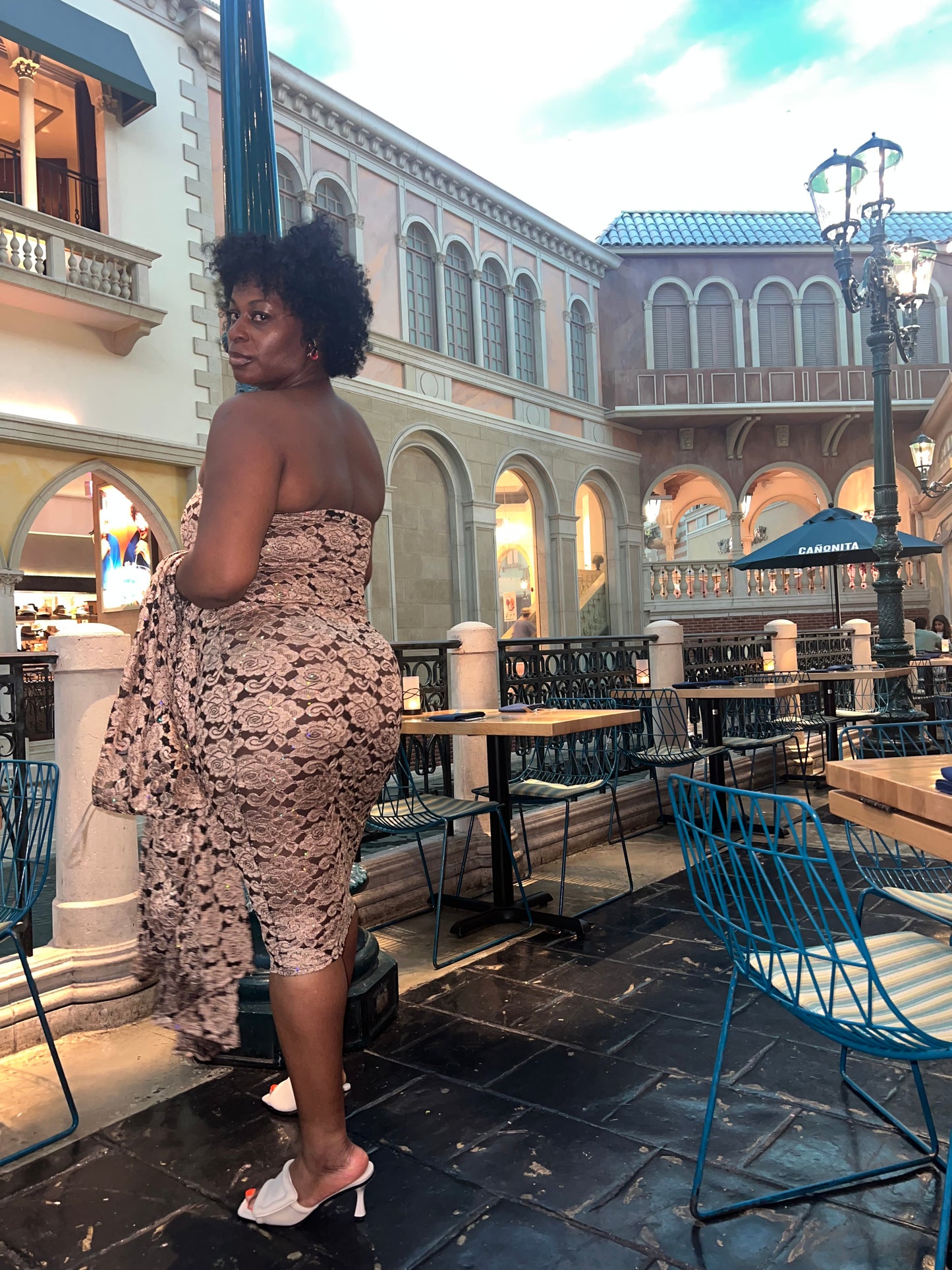 Rosé Gold Luxe Lace Set – Strapless Dress & Duster Combo