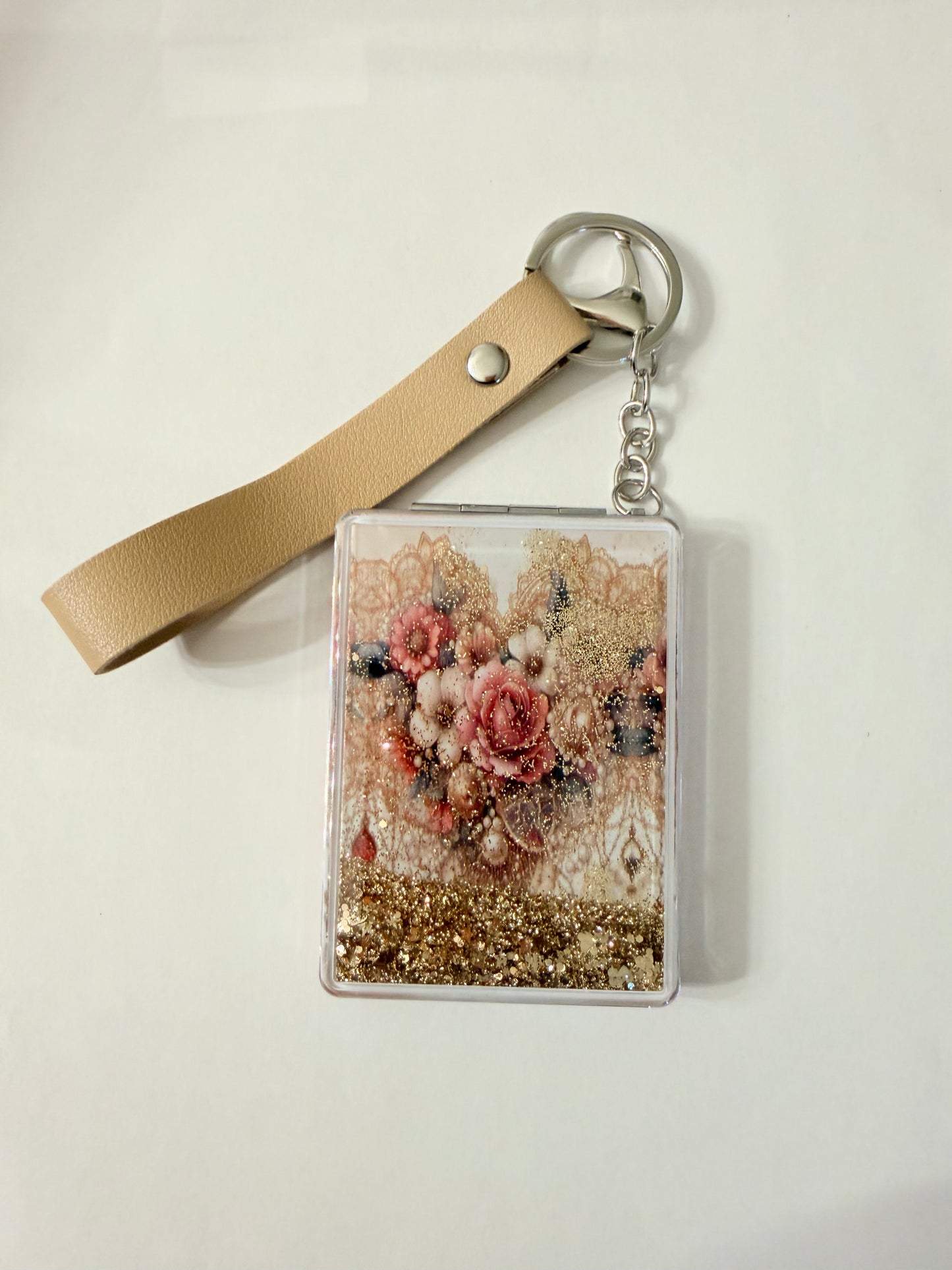 Shake & Shine 2-in-1 Mirror Keychain
