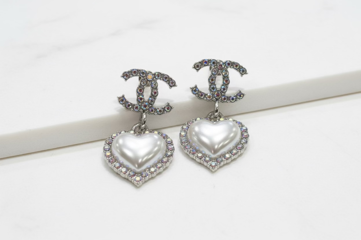 Amouré CC Heart Drops